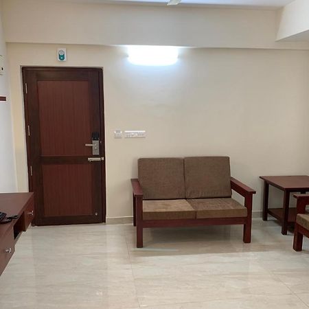 Vennela Hotel Apartments Bangalore Extérieur photo