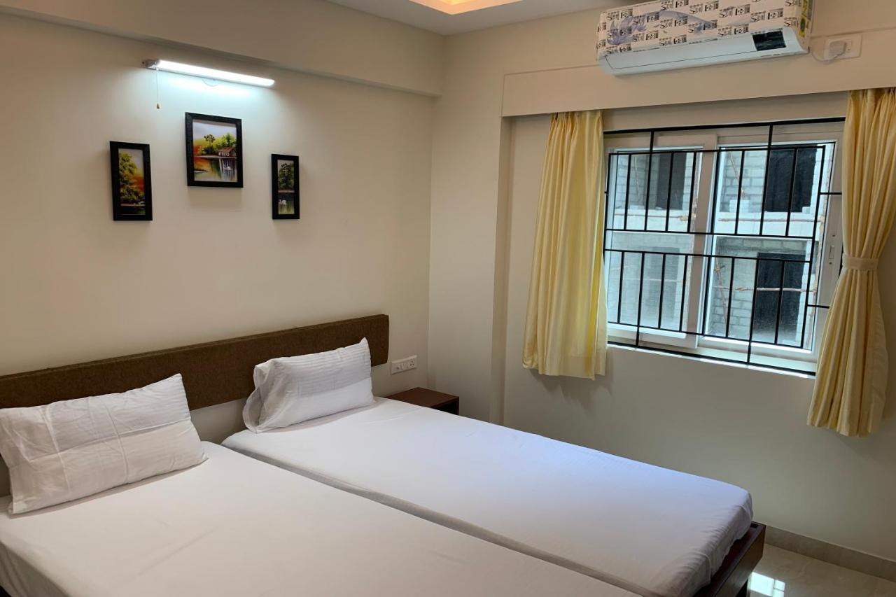 Vennela Hotel Apartments Bangalore Extérieur photo