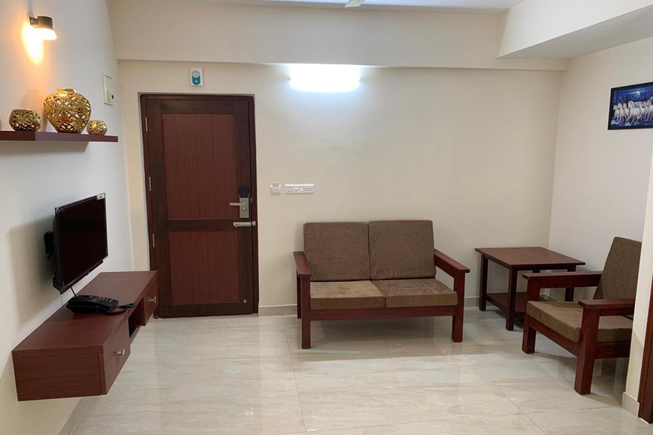 Vennela Hotel Apartments Bangalore Extérieur photo