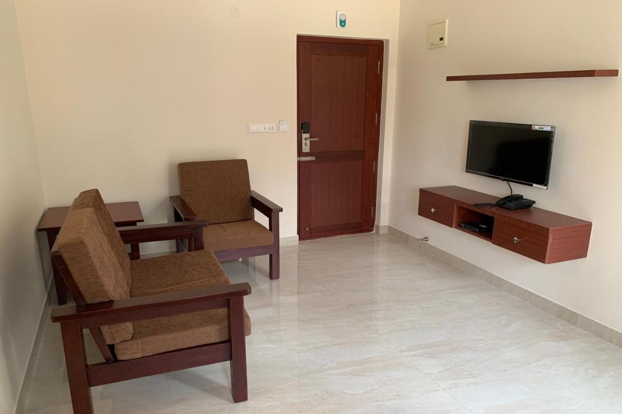 Vennela Hotel Apartments Bangalore Extérieur photo